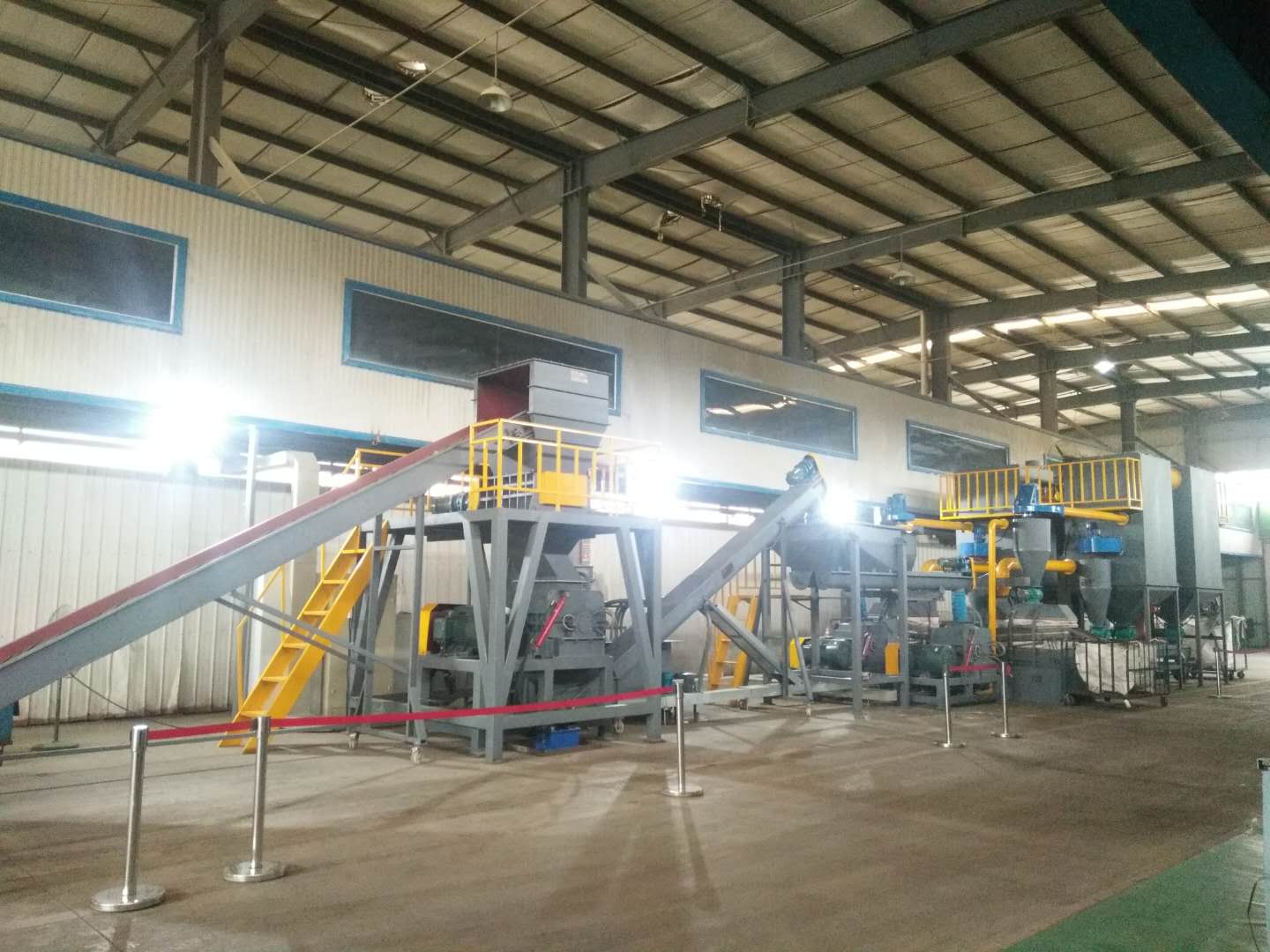 2000Kg/hr Solar Panel Recycling Plant