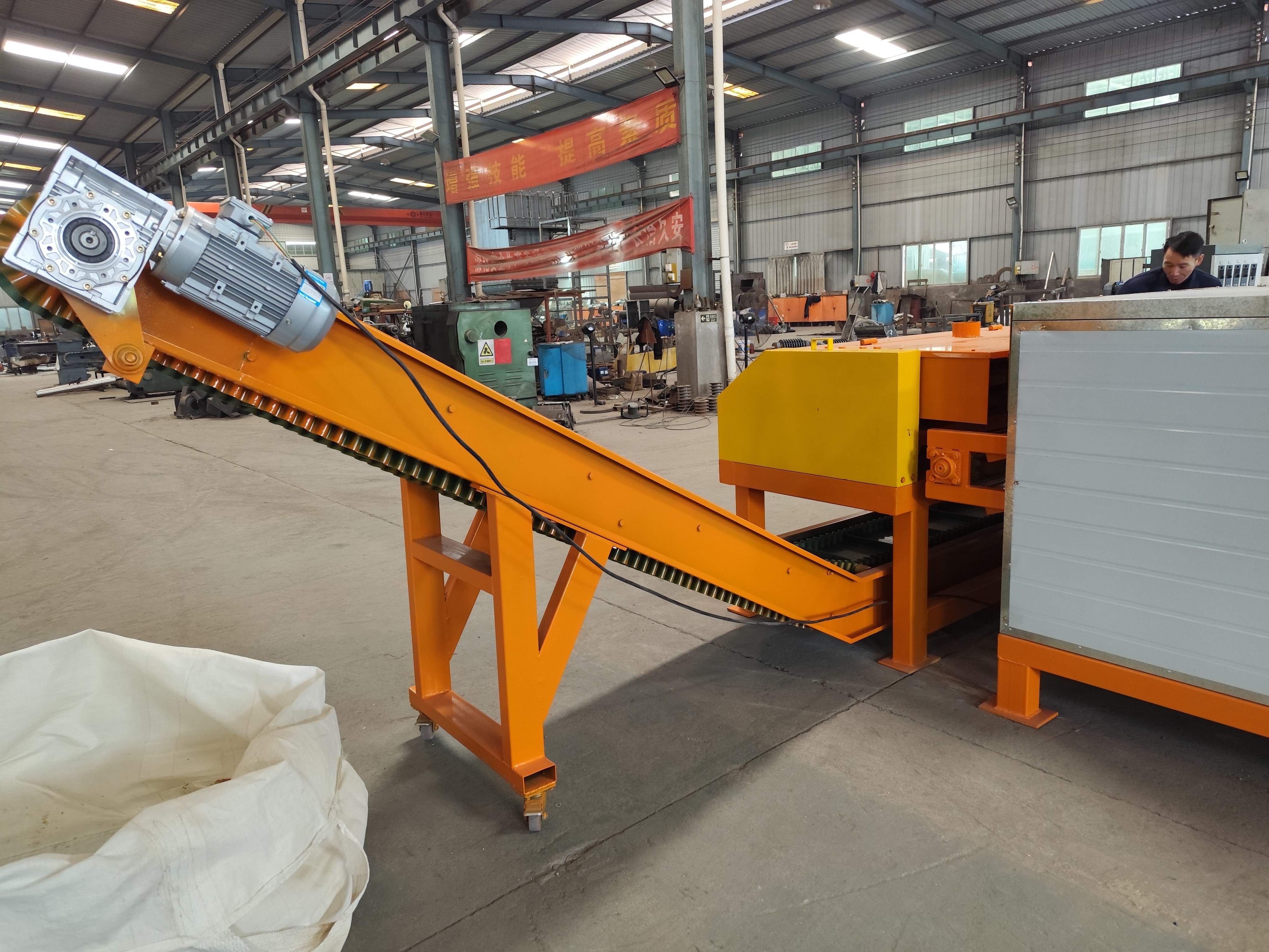 Solar Panel Glass Removal Plant